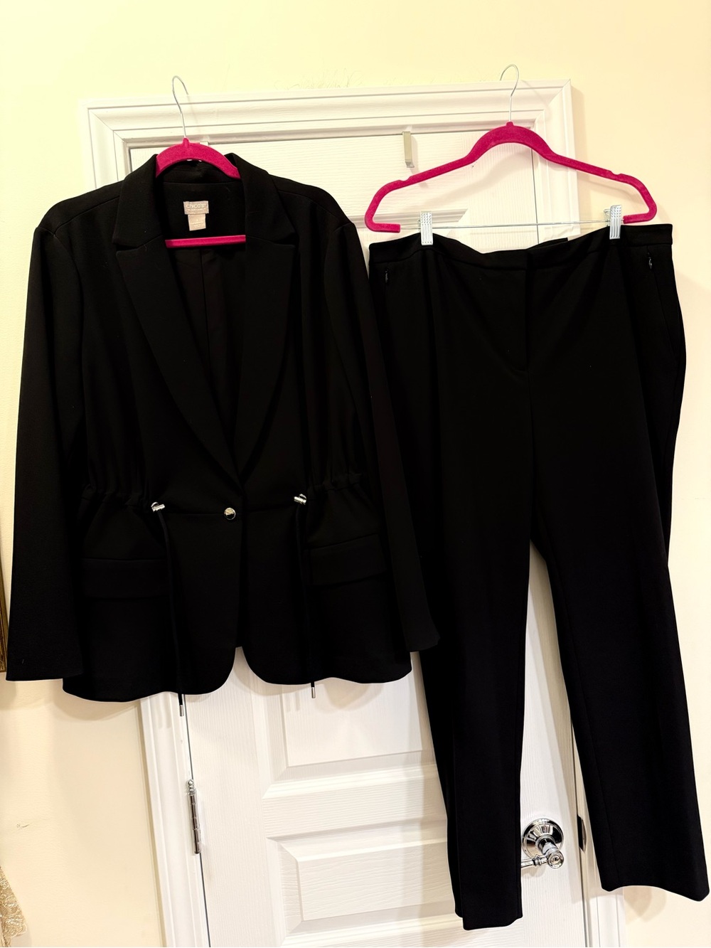 NWT Chico’s Black Label Fully Lined Pantsuit Classic Two-Piece Tie Waist Accent
